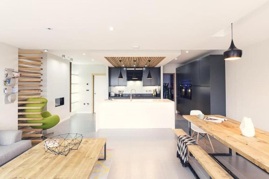 George24 - Spectacular, 5 Minutes To The Beach New Quay Exterior foto